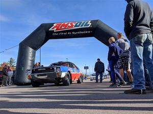 Tim O'Neil / Constantine Mantopoulos AMC AMX leaves the ceremonial start.