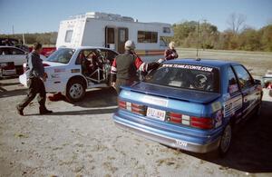 The Todd Jarvey / Rich Faber Mitsubishi Galant VR4 and John Shirley / Dave Weiman Dodge Shadow before the start.