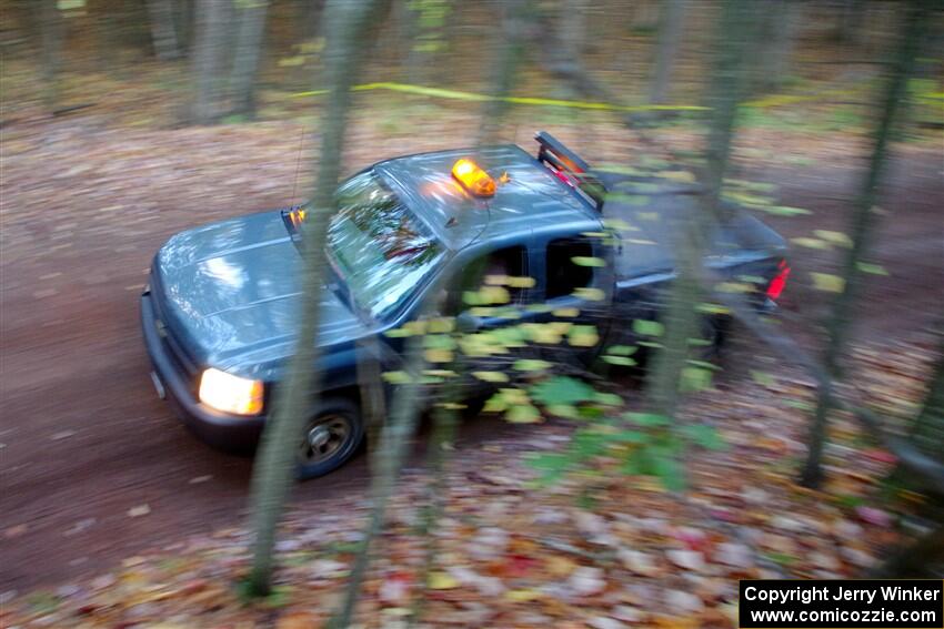 A Chevy Silverado sweeps SS14, Mount Marquette.