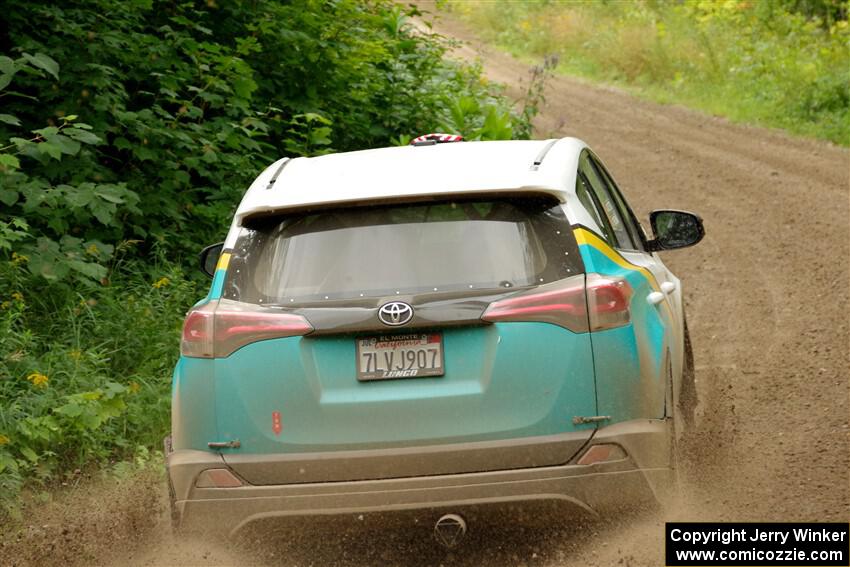 Alejandro Perusina / Andres Bautista Toyota RAV4 on SS1, Crossroads I.