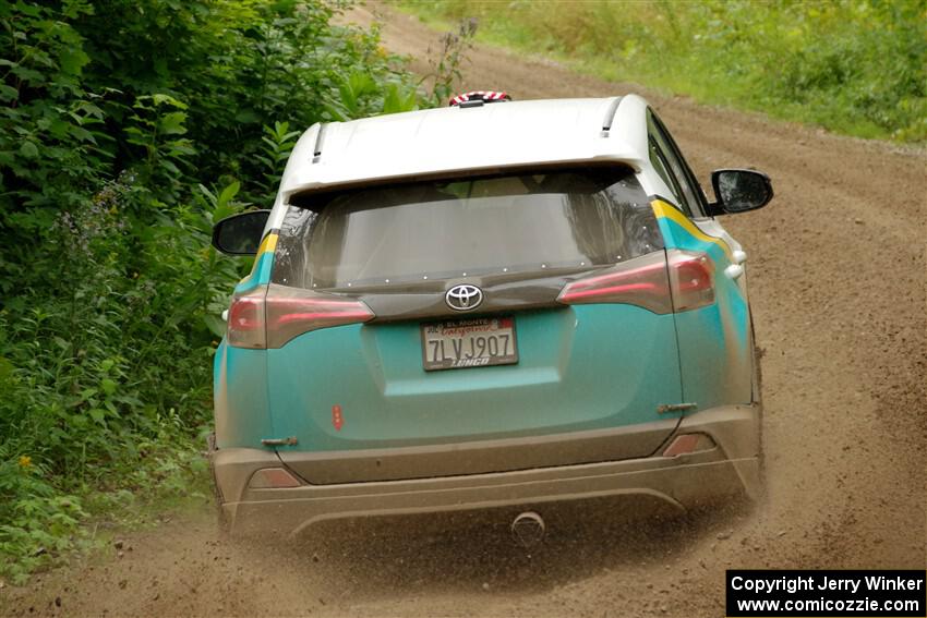 Alejandro Perusina / Andres Bautista Toyota RAV4 on SS1, Crossroads I.