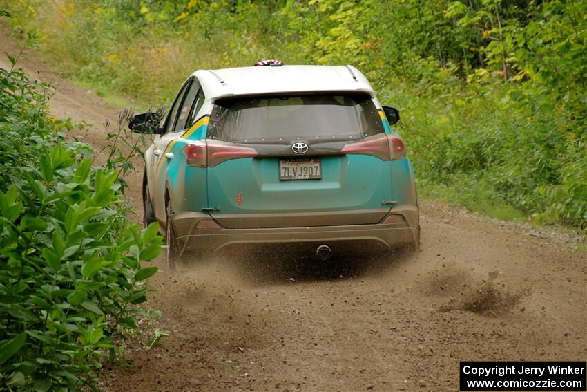 Alejandro Perusina / Andres Bautista Toyota RAV4 on SS1, Crossroads I.