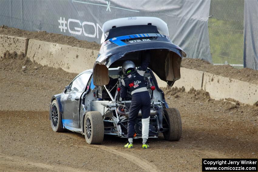 Simon Olofsson's Olsbergs MSE RX2 comes to a stop by the side of the course.