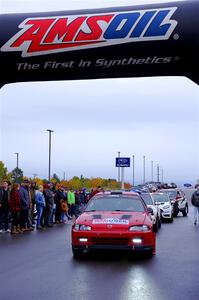 Vivian Campbell / Michael Hordijk Honda Civic leaves the ceremonial start.