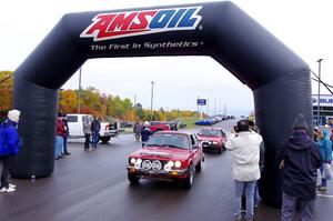 Levi Johnson / Griffin Johnson BMW 325e leaves the ceremonial start.