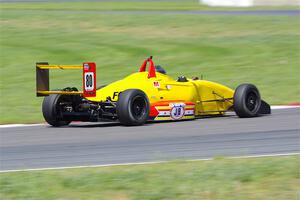 Steve Thomson's Formula Continental Van Diemen RF02/Mazda