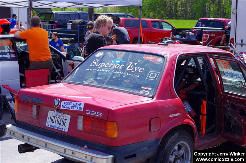 Levi Johnson / Matt Nykanen BMW 325e before the event.