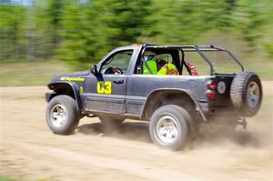 A Jeep Liberty sweeps SS2, Blue TraiI I.