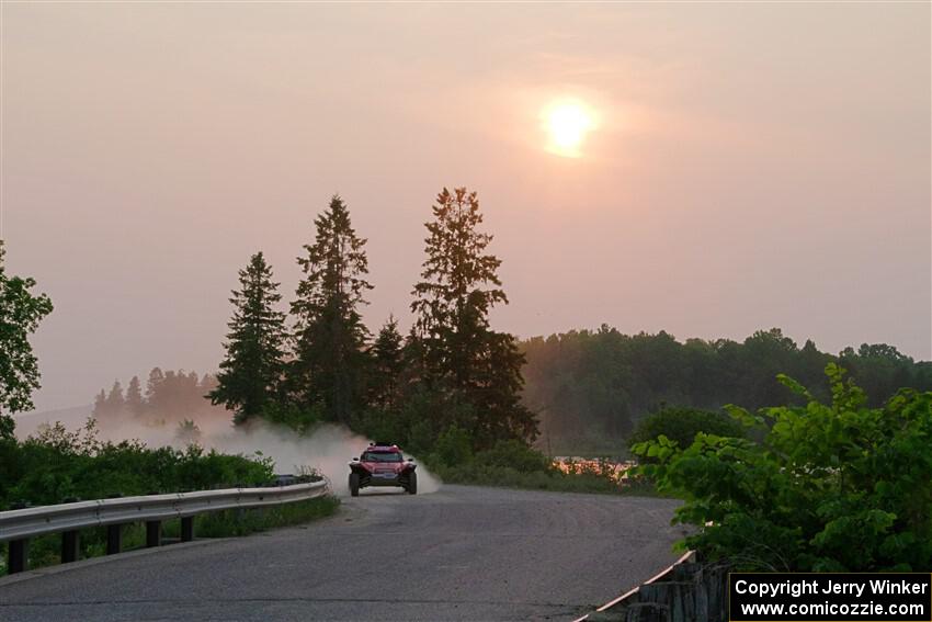 Sebastian Gomez Abero / Michelle Rogers Rage Comet R200T on SS6, Camp 3 South.