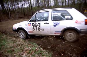 Doug Davenport / Rob Bohn get close at a 90-right on SS2 in their VW Golf.