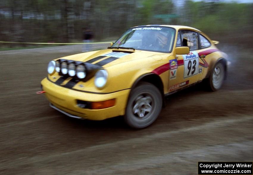 Bob Olson / Conrad Ketelsen drift their Porsche 911 through a 90-left on SS2.