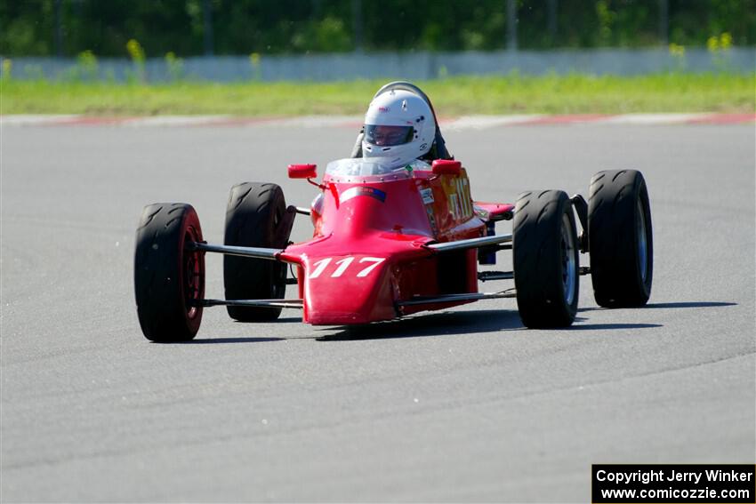 John Webb's Van Diemen RF85 Formula Ford