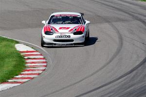 Nolan Elder's STL Mazda Miata