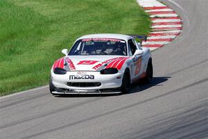 Nolan Elder's STL Mazda Miata