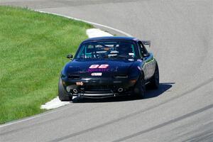 Cody Lindman's STL Mazda Miata