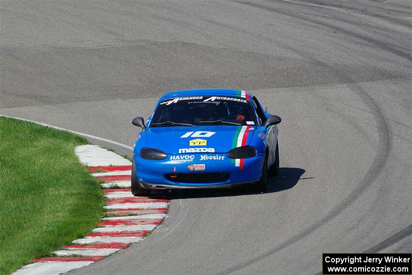 Matteo Azari's Spec Miata Mazda Miata