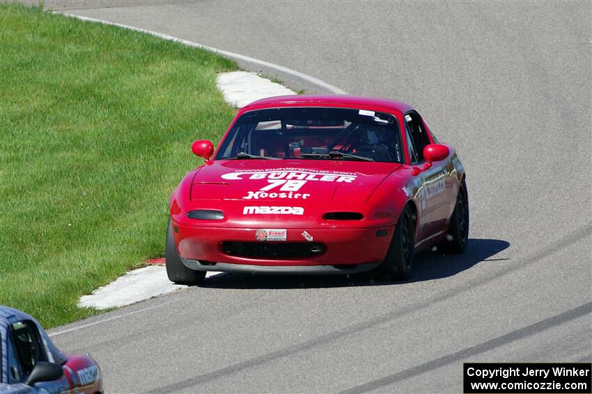 Garrett Taylor's Spec Miata Mazda Miata