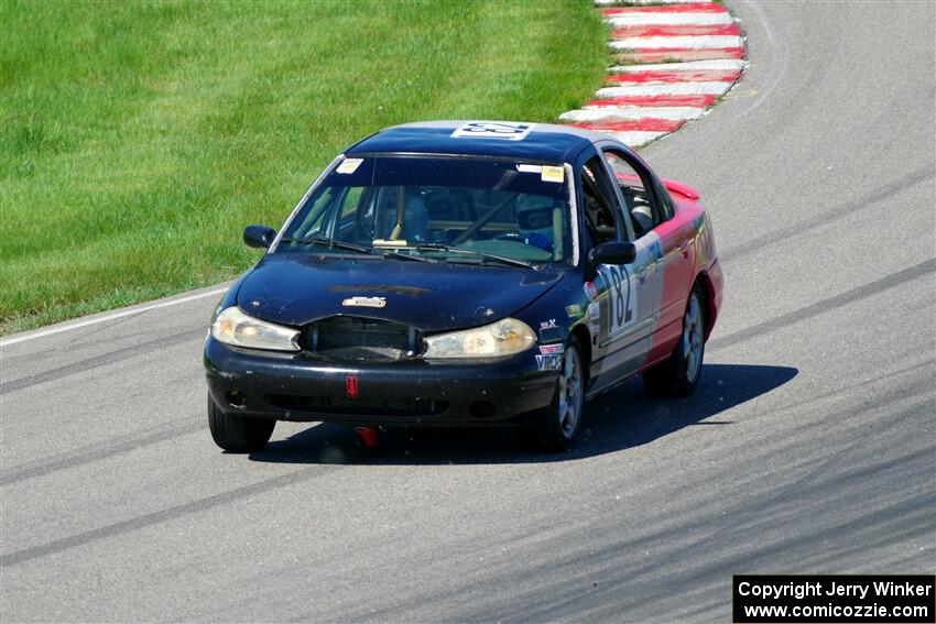 Owen Benson's ITJ Ford Contour