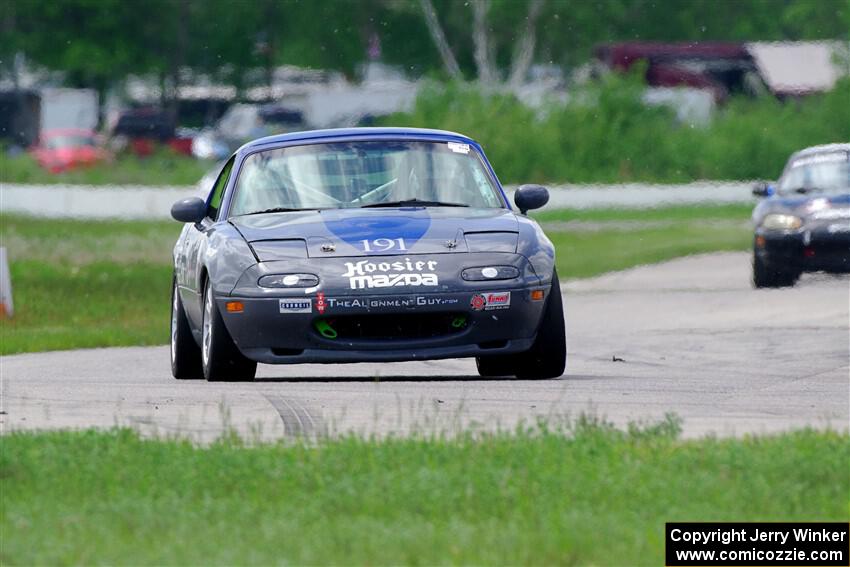 Aaron Jongbloedt's Spec Miata Mazda Miata