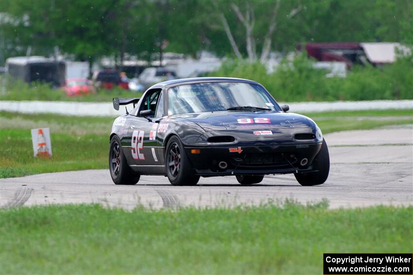 Cody Lindman's STL Mazda Miata