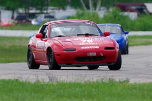 Garrett Taylor's Spec Miata Mazda Miata
