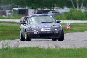 Aaron Jongbloedt's Spec Miata Mazda Miata