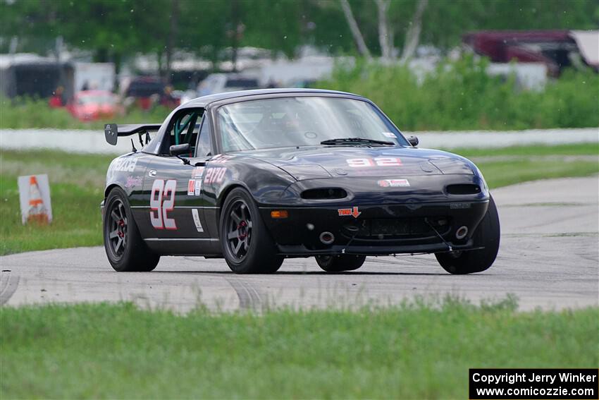 Cody Lindman's STL Mazda Miata