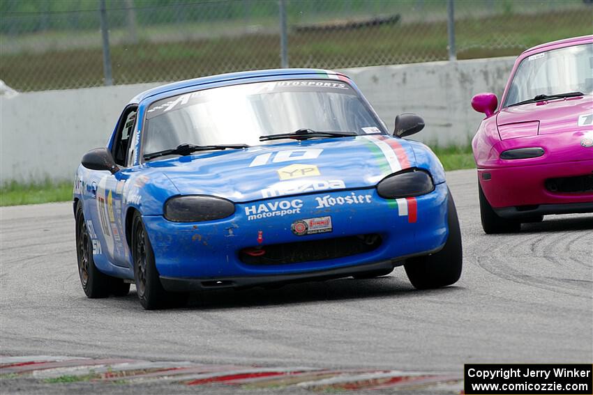 Matteo Azari's Spec Miata Mazda Miata