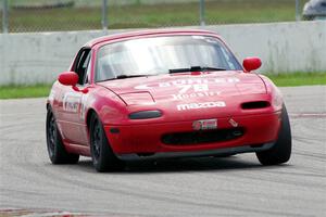 Garrett Taylor's Spec Miata Mazda Miata
