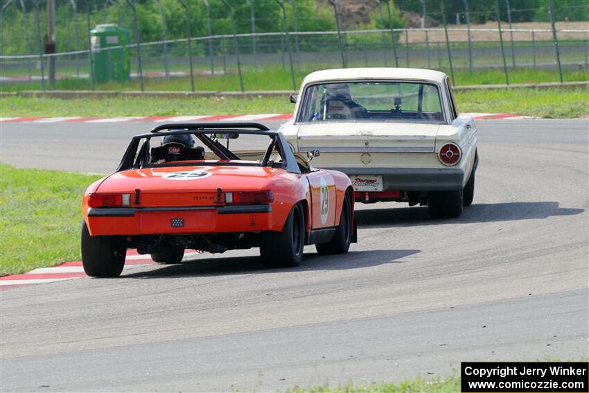 Damon Bosell's Ford Falcon and Ben Robertaccio's Porsche 914/6