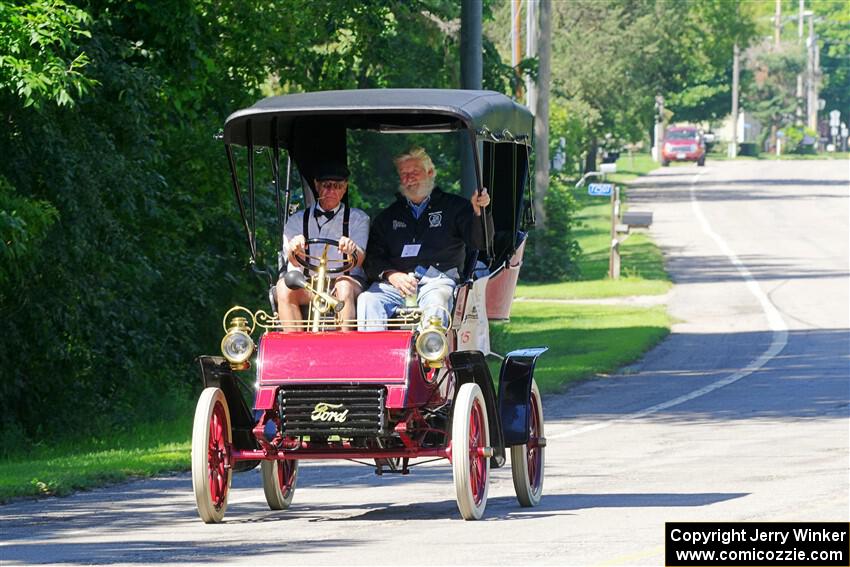 Rick Lindner's 1904 Ford