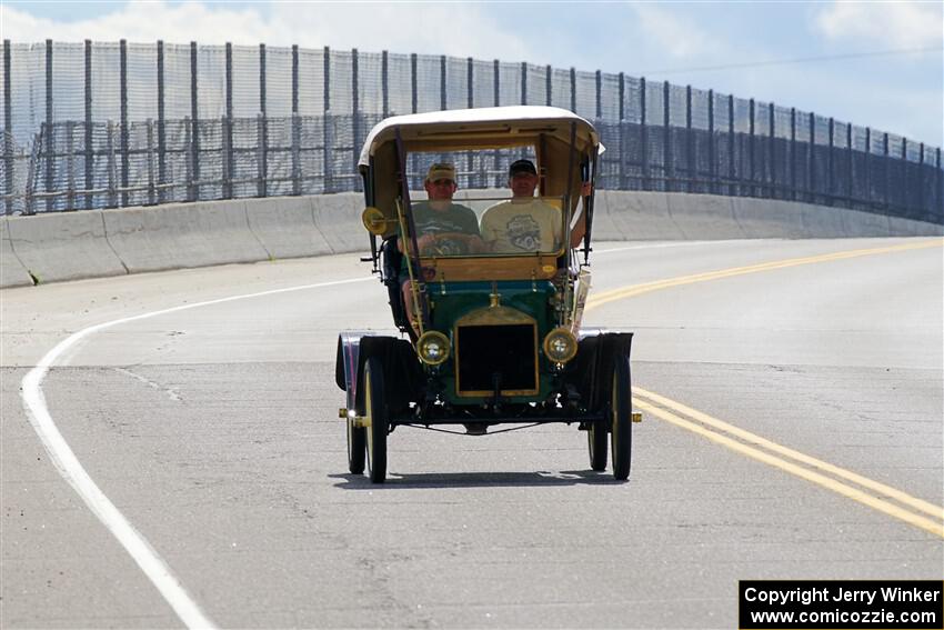Bruce van Sloun's 1907 Ford