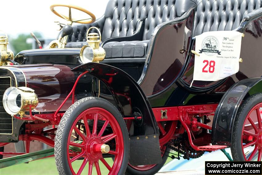 Brian Heyd's 1907 Cadillac comes in on the flatbed in Buffalo.