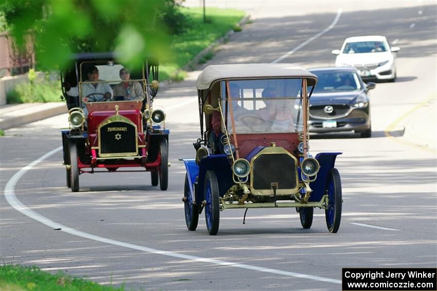 Steve Meixner's 1910 Buick and Jerry Kramer's 1908 Northern