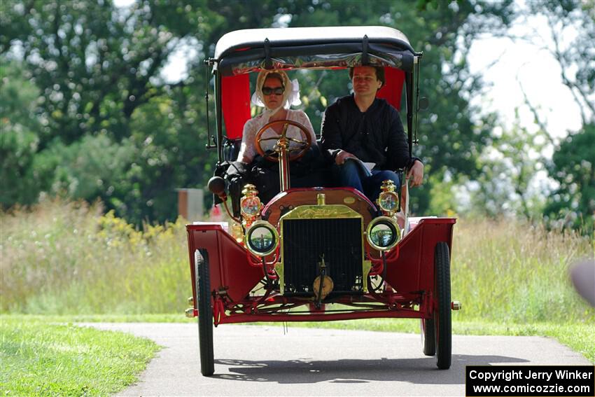 Joyce Pellow's 1907 Ford