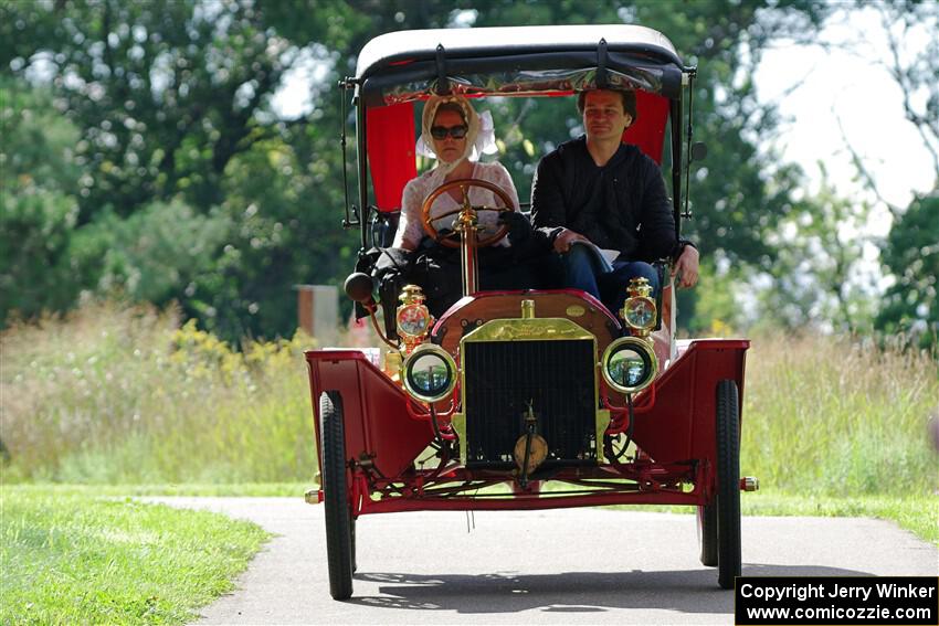 Joyce Pellow's 1907 Ford