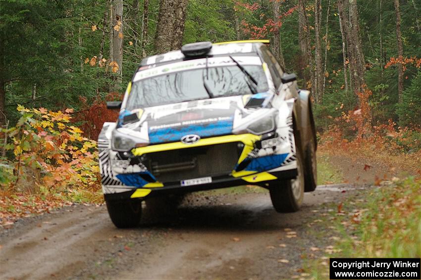 Enda McCormack / Sean McCormack Hyundai i20 R5 on SS9, Al's Playground I.