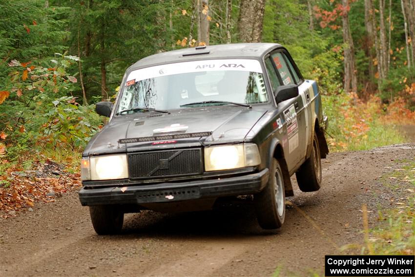 Adam Brock / Bryce Proseus Volvo 244 on SS9, Al's Playground I.