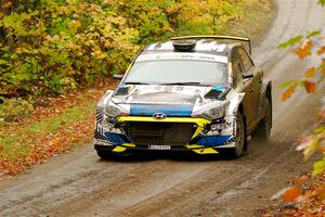 Enda McCormack / Sean McCormack Hyundai i20 R5 on SS13, Trouble.