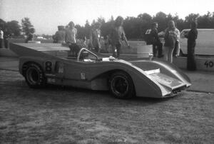 Jerry Grant's US Racing Mclaren M8F