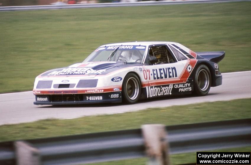 Bruce Jenner / Scott Pruett - Ford Mustang