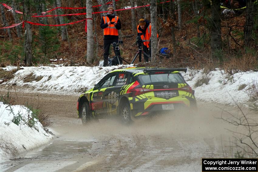 Enda McCormack / Liam McCormack Hyundai i20 N Rally2 on SS7, Hunters-McCormick Lake I.