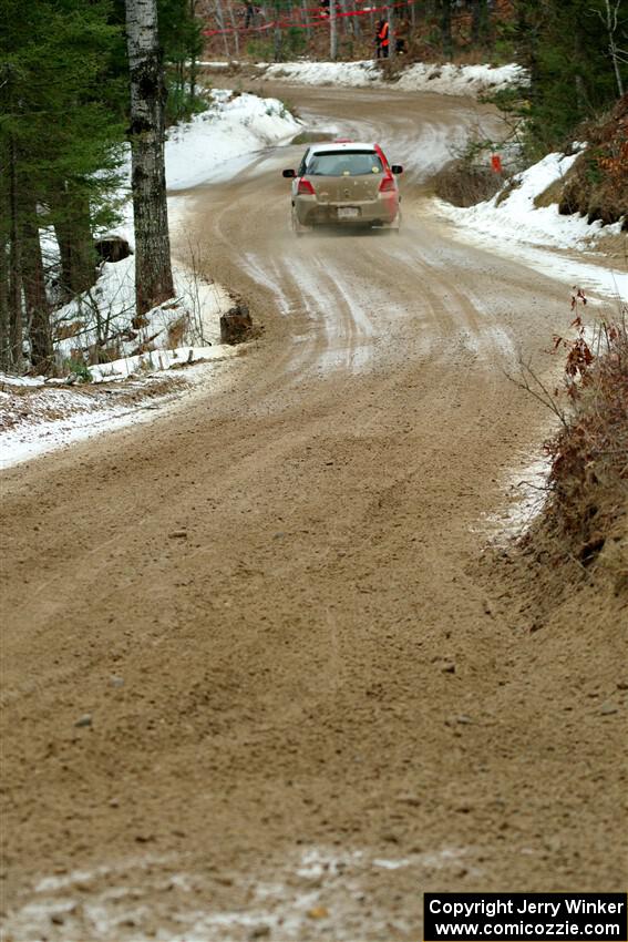Phill Giliver / Liz Cordara Toyota Yaris on SS7, Hunters-McCormick Lake I.