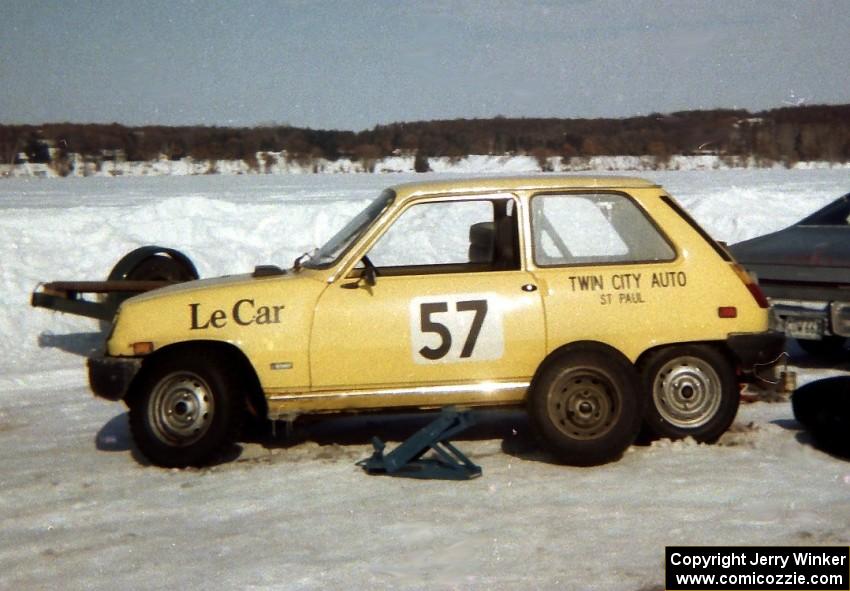 Tino Gonzales's Renault LeCar