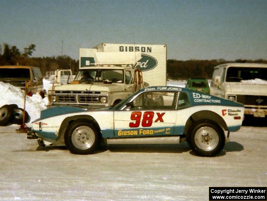 Thunder Bay's Tom Jones was undefeated all year long in his small-block Chevy powered SAAB Sonnet III.