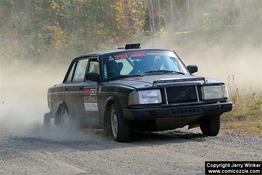 Adam Brock / Shanti Witt Volvo 244 on SS1, Al's Playground I.