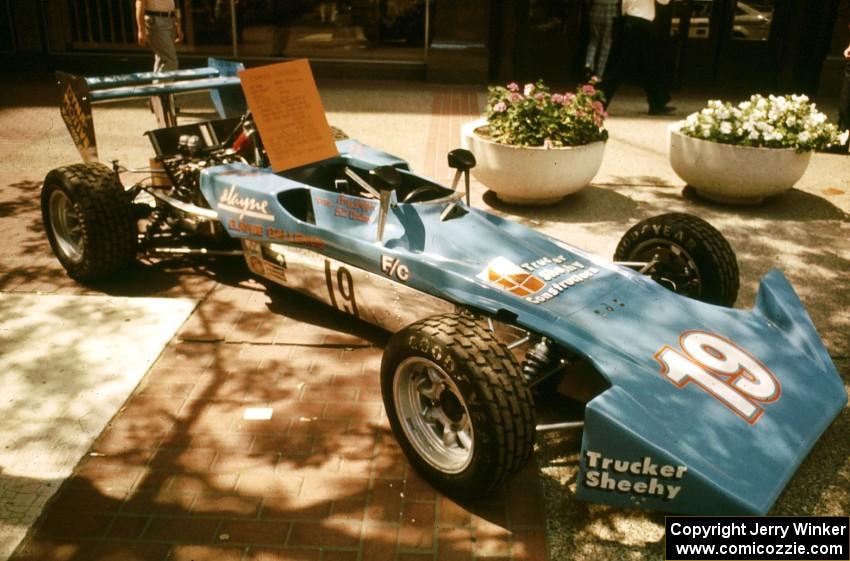 Jerry Griffin's Royale RP-18A Formula Continental on display on the Nicollet Mall days before the races.