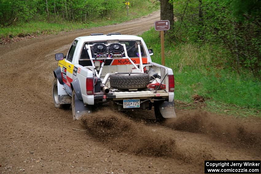 Scott Parrott / Shawn Silewski Chevy S-10 on SS2, Kabekona I.