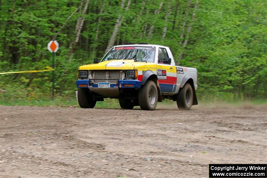 Scott Parrott / Shawn Silewski Chevy S-10 on SS3, Steamboat I.