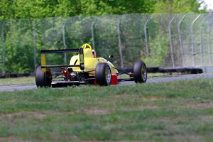 Mike Fowler's Van Diemen RF96 Formula Continental